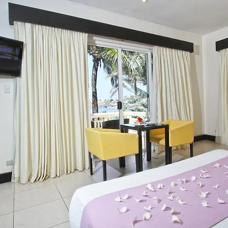 Club Punta Fuego Hotel Nasugbu Exterior photo